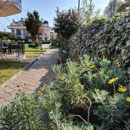 Fethiyede Havuzlu Sitede Kiralik Tatil Evi Apartment Fethiye