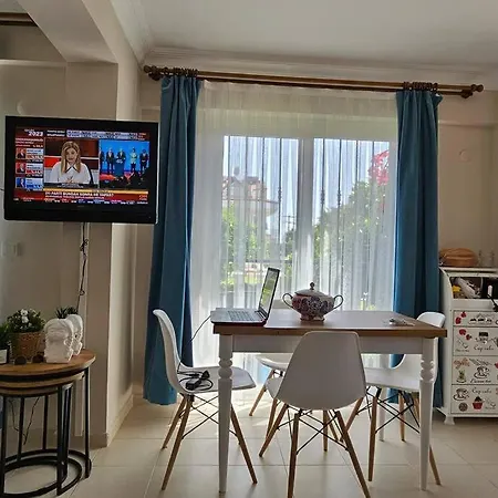 Fethiyede Havuzlu Sitede Kiralik Tatil Evi Apartment *