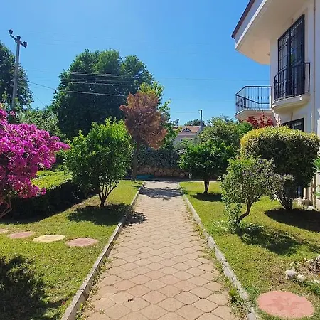 Fethiyede Havuzlu Sitede Kiralik Tatil Evi Apartment Fethiye